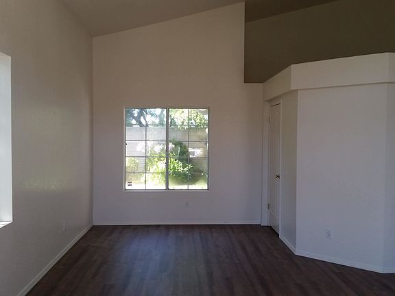 3rd image of 1360 Glen Ellen Ln