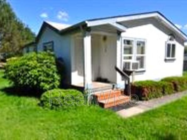 120 Woodland Dr