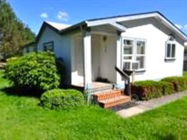 120 Woodland Dr, Winston, OR 97496