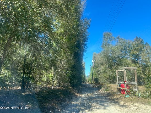 4th image of 109 PINE Trail