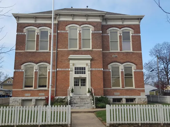 722 Pearl St APT C, Columbus, IN 47201