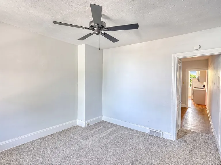 645 Camp St — Photo 11