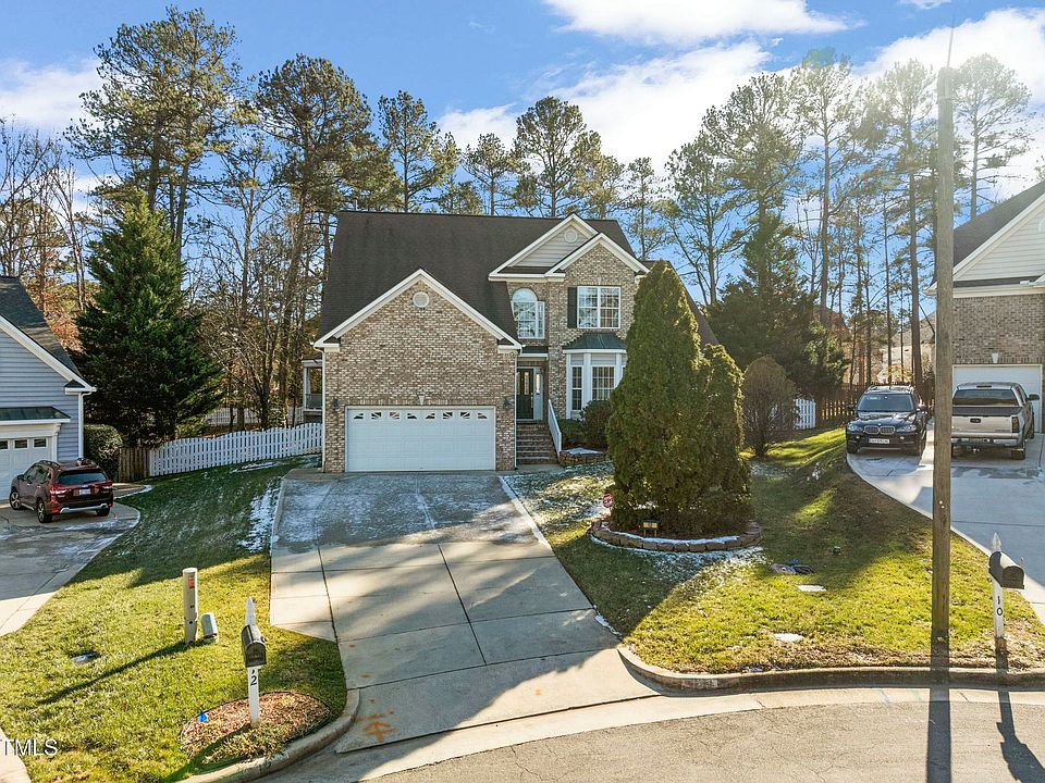 1st image of 12 Monteith Ct