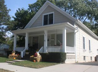 917 Wayne St, Saint Joseph, MI 49085