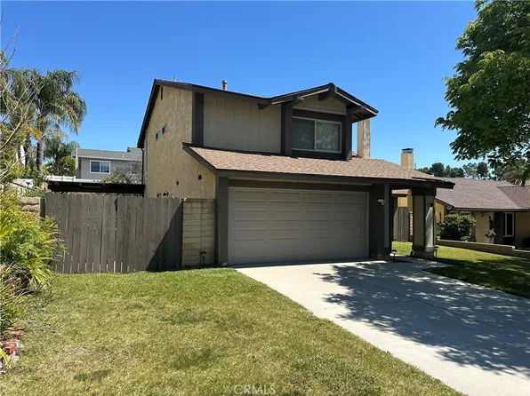 21631 Grovepark Dr, Santa Clarita, CA 91350
