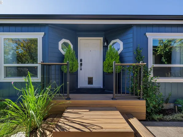 260 Carolyn Dr, Eugene, OR 97404