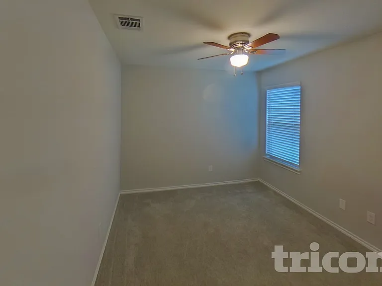 112 Woodland St — Photo 12
