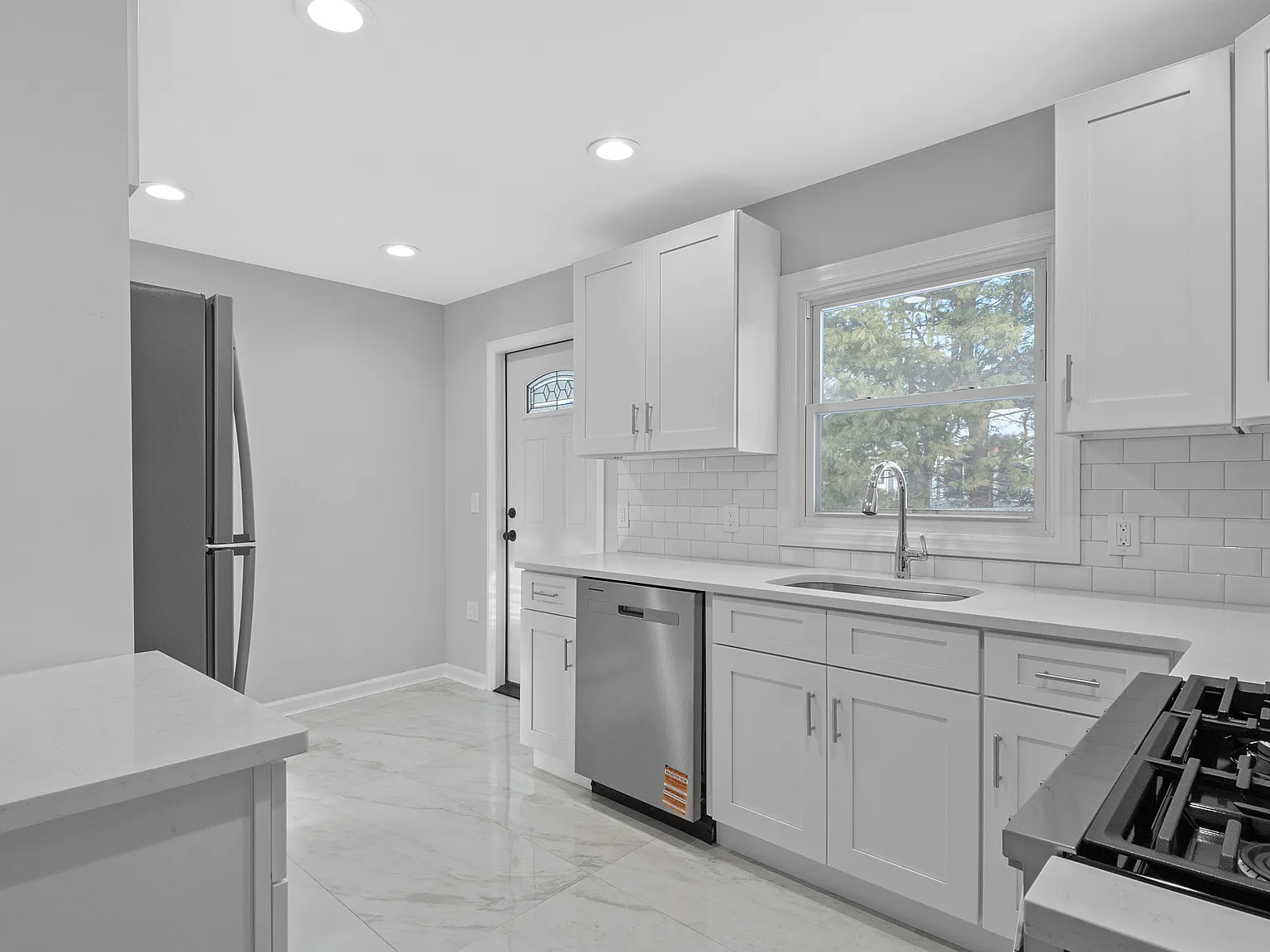 3 bed, 1536 sqft, $4,000 — Photo 3