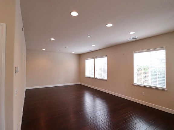 4th image of 5593 Carew Way
