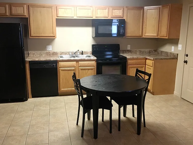 16549 Hunters Ridge Ln — Photo 8