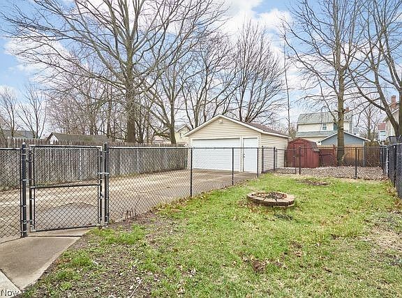 4th image of 1153 Lily St