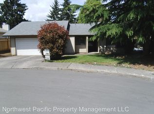 887 George St NW, Salem, OR 97304