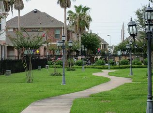 2835 Windy Thicket Ln, Houston, TX 77082
