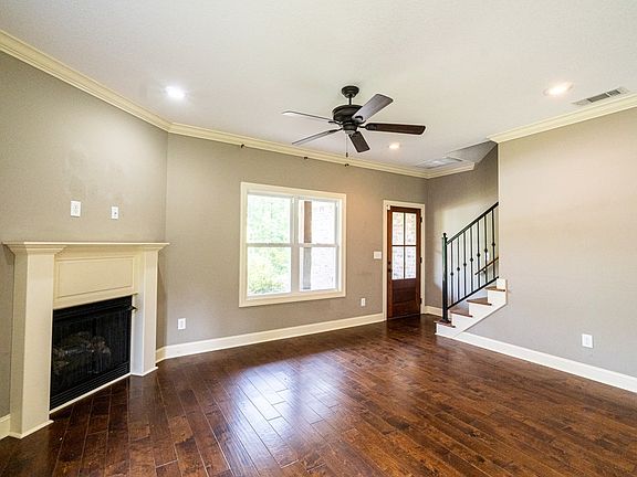4th image of 117 Brookside Dr