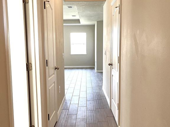 2nd image of 458 Alison St