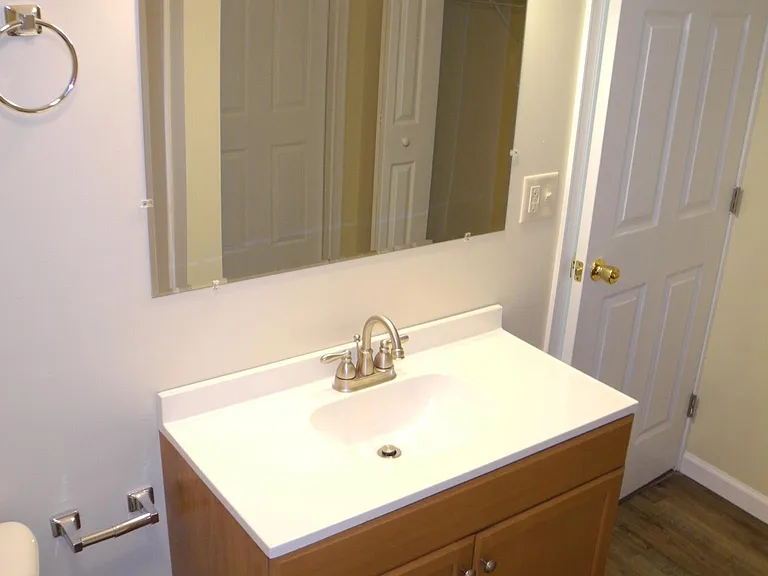 35 S Potomac St #4 — Photo 11