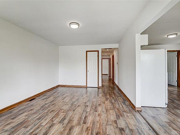 5th image of 502 Electric Ave
