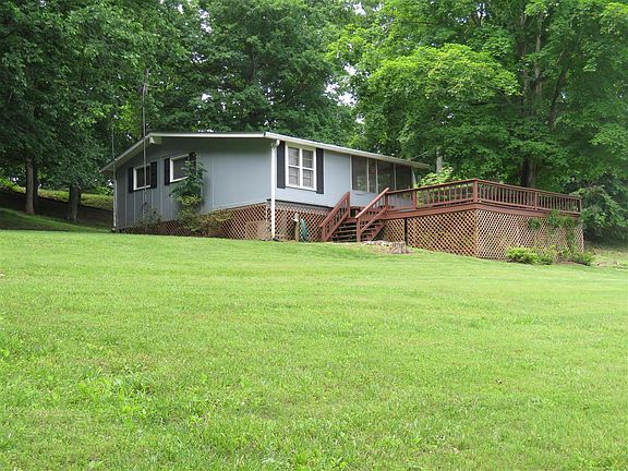 3rd image of 1010 Wilderness Rd