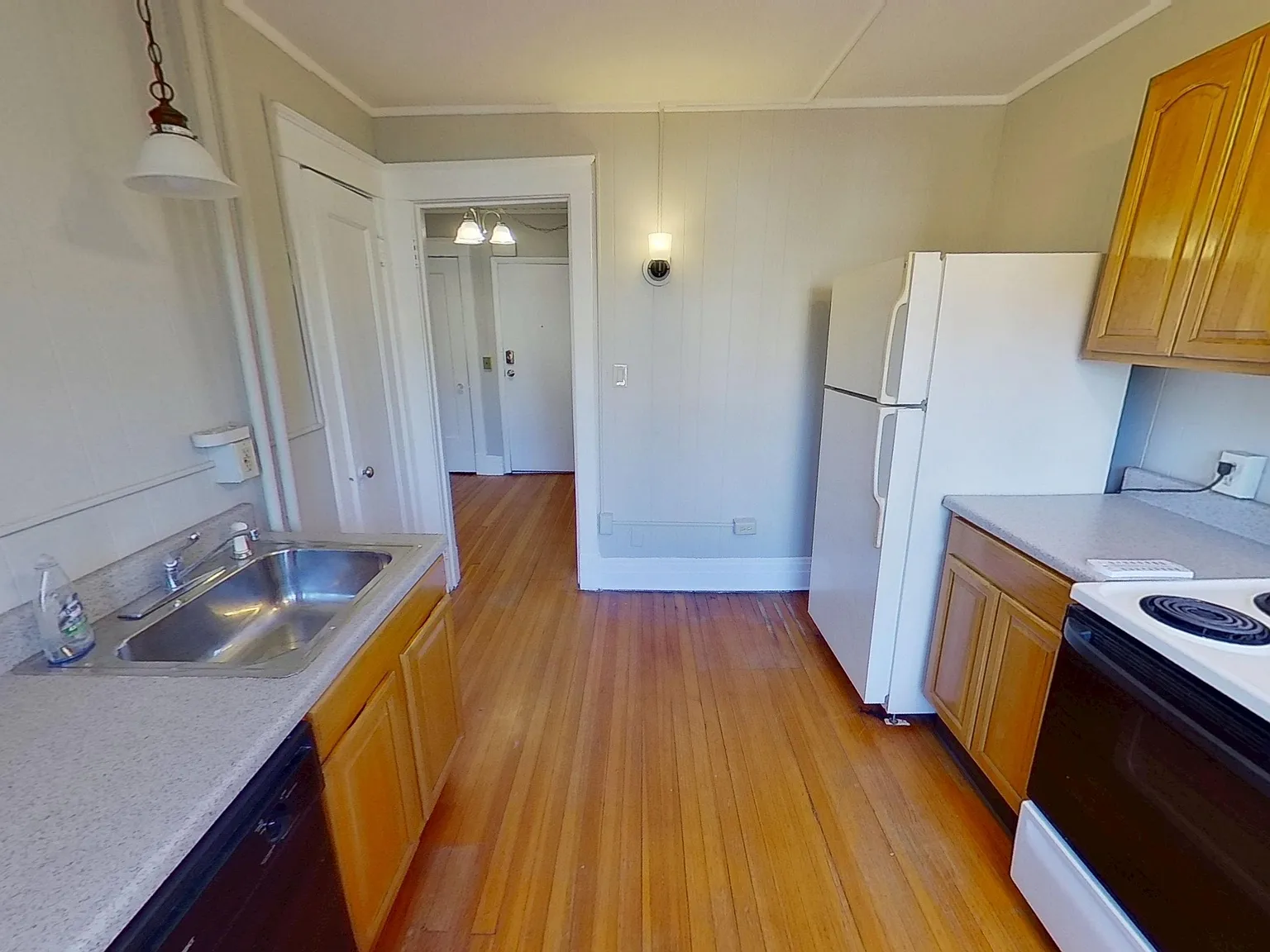 100 Ryckman Avenue (LP) - 2F — Photo 2