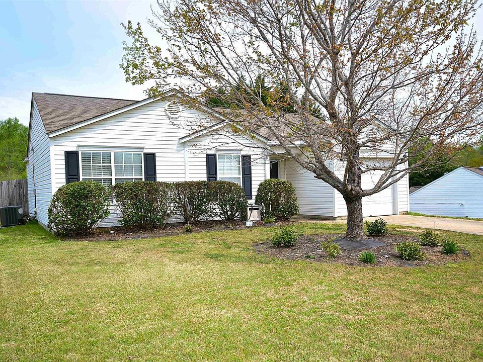 1st image of 303 Winding Willow Trl