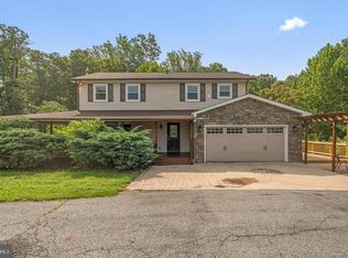 69 Old Falls Rd, Fredericksburg, VA 22405