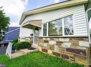 1528 Saint James Pl, Abington, PA 19001