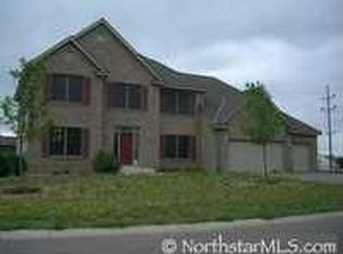 10102 Florida Cir N, Brooklyn Park, MN 55445