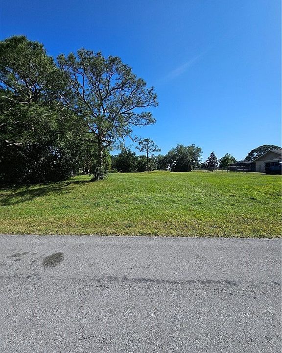 2nd image of 7824 Granada Rd