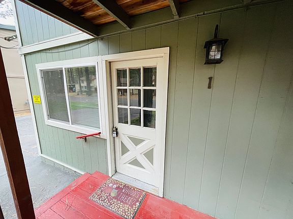 2nd image of 2296 Eloise Ave #1