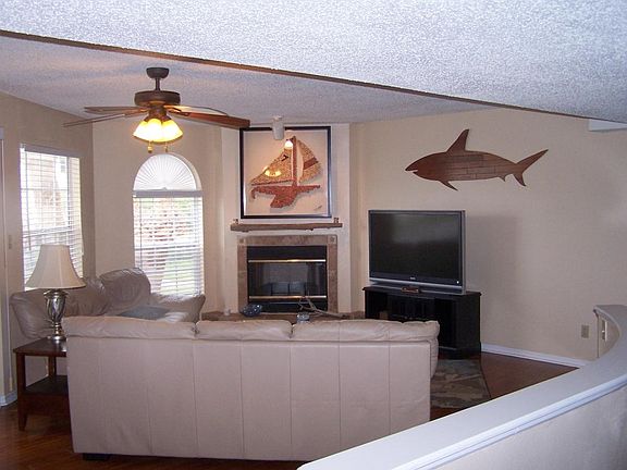 4th image of 443 Pinellas Bayway S
