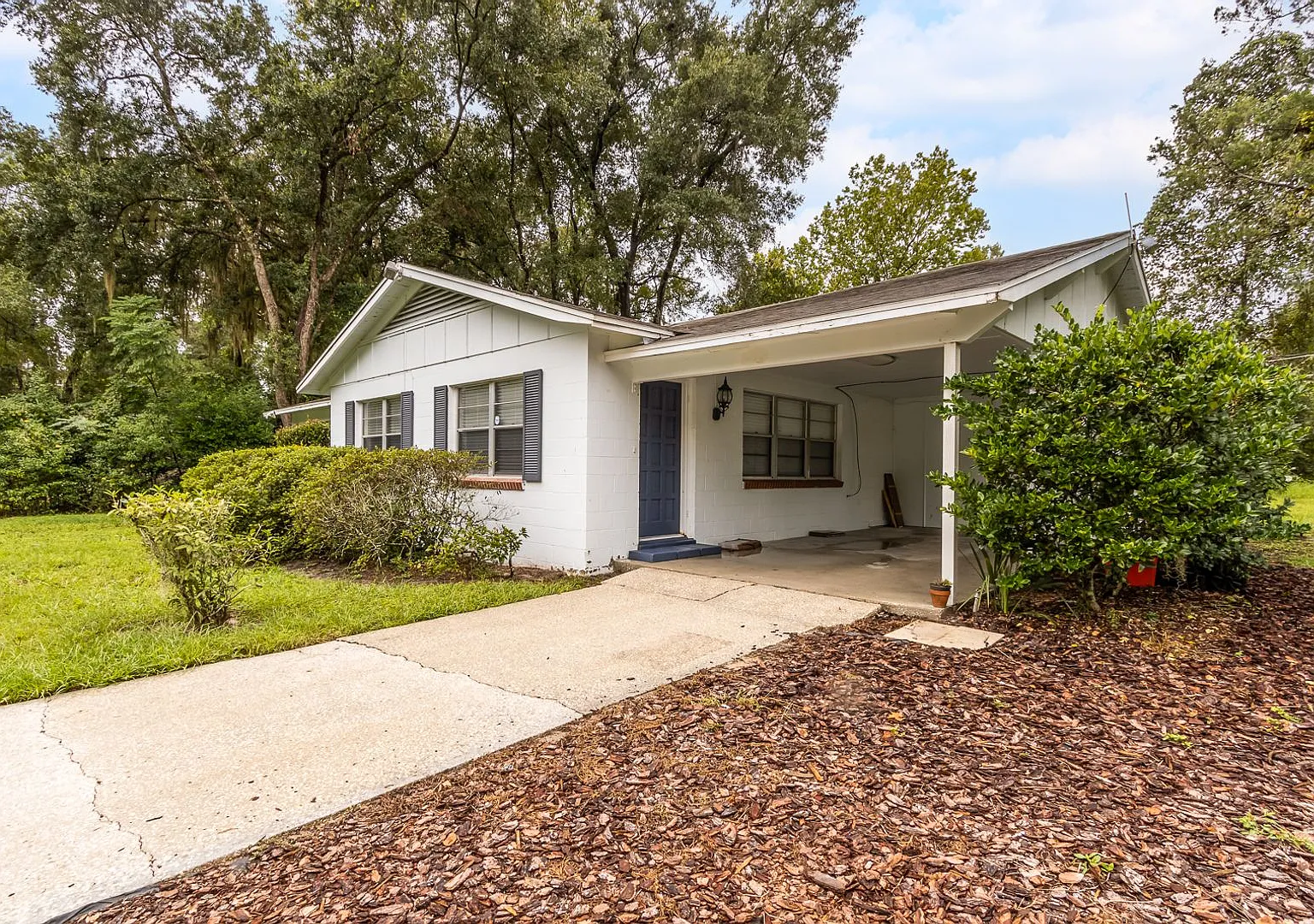 414 NW 36th St. (Golf Club Manor) — Photo 4