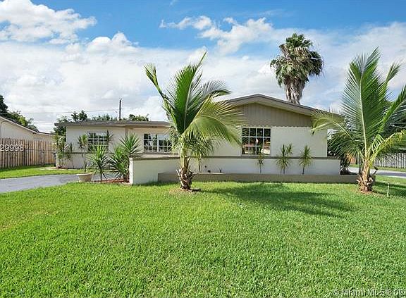 3rd image of 9170 NW 26th St