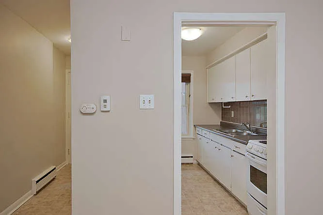 157 Arbour Glen Crescent London — Photo 2