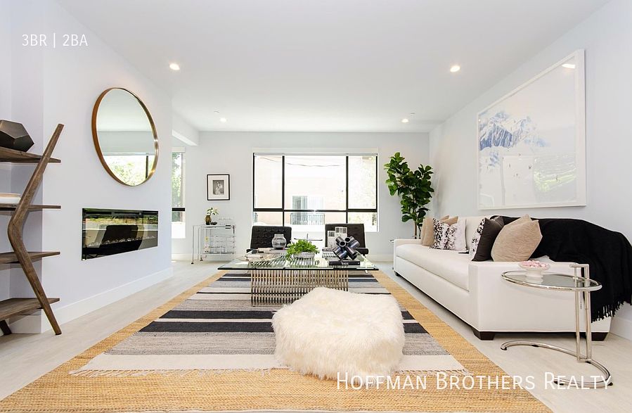 1st image of 5955 Saturn St #206