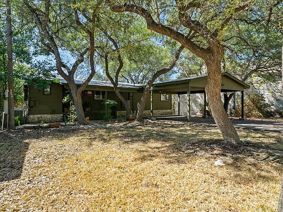 5th image of 181 Lakeview Cir