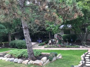 36150 Paddleford Rd, Farmington Hills, MI 48331