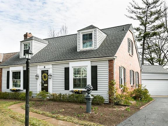2nd image of 651 Norfolk Dr