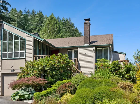6165 SW Heights Ln, Beaverton, OR 97007