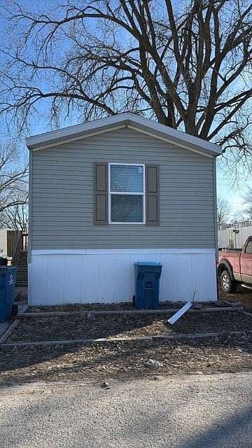 1st image of W 14th St #123