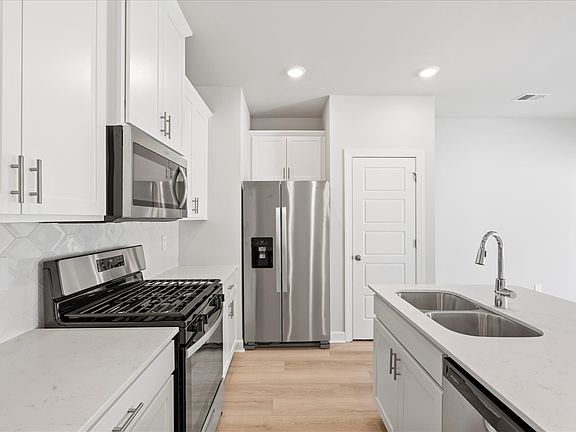 Welcome to the Taylor floorplan at Avalon Townes.