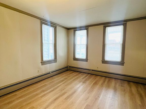 2nd image of 212 S Railroad St #1