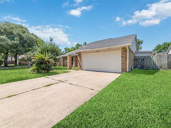 2nd image of 22034 Eagle Meadow Dr