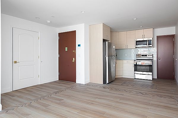 1st image of 27-15 27th St #4A