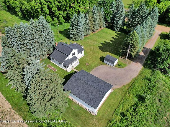 4th image of 4360 Drumheller Rd