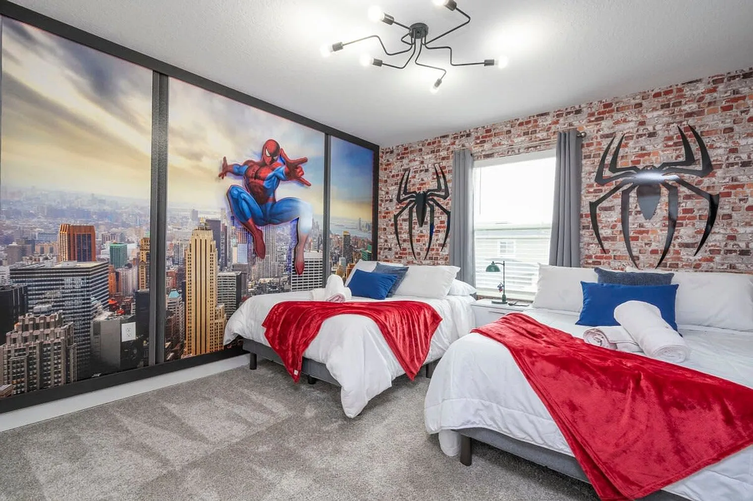 4 bed, 3.0 bath, 2066 sqft, $5,486 — Photo 4