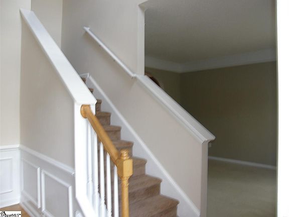 3rd image of 179 Birkhall Cir