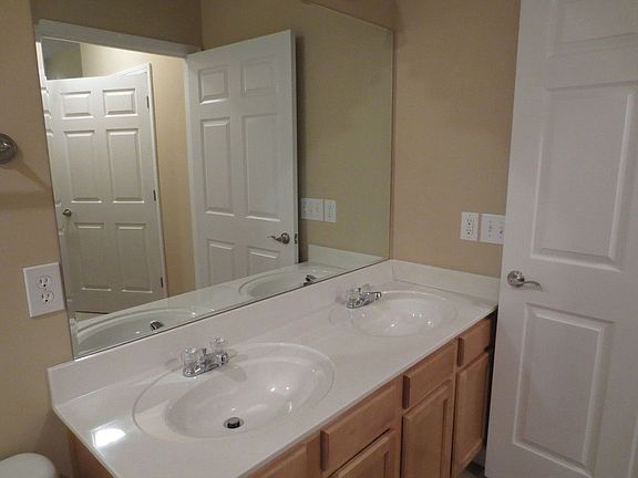 Double Vanity in Master Bath