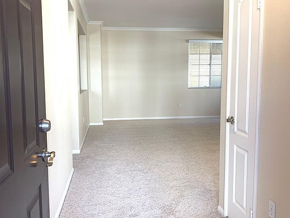 2nd image of 12337 Creekview Dr Unit 53
