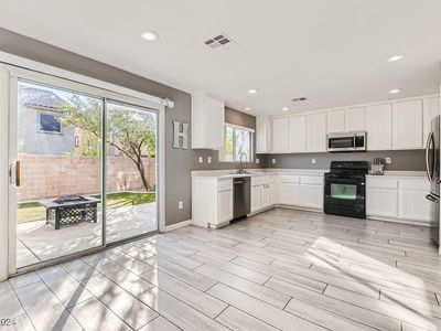 5628 Champagne Flower St, North Las Vegas, NV, 89031