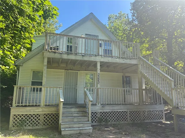 3323 E 143rd St, Cleveland, OH 44120